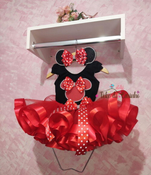 Fantasia Minnie. Tamanho 1 ou 2 Anos.