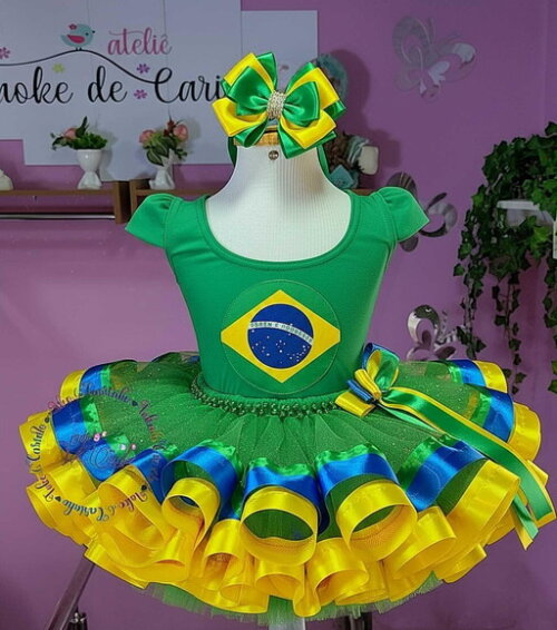 Figurino/fantasia Tema brasil. Tamanho 3 até 6 Anos.