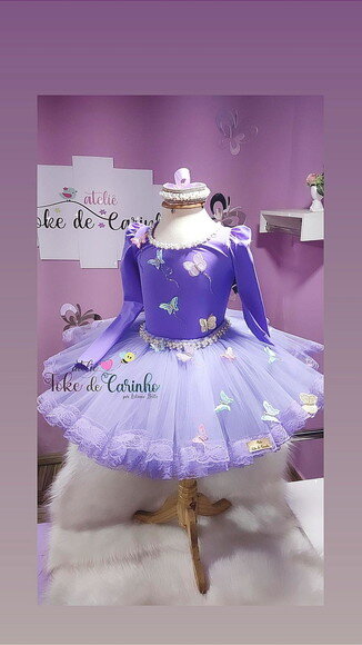 Look "jardim Encantado/borboletas". Tamanho 4 ou 6 Anos.