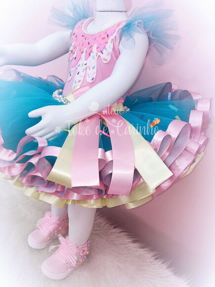 Look Fantasia Tema doces Com Tênis. Tamanho 1 Ou 2.