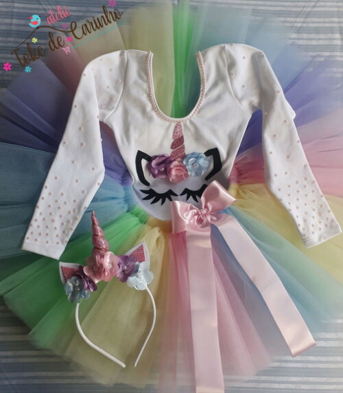 Look Fantasia Unicórnio. Tamanho 4 ou 6 Anos.