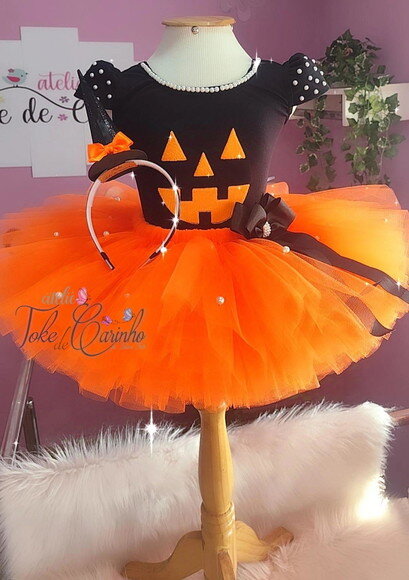 Look Heloween .tamanho 8 ou 10 Anos.