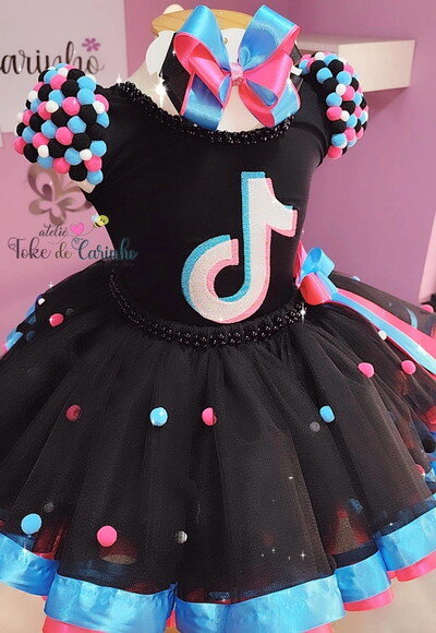 Look Tema tik Tok. Tamanho 8 ou 10 Anos.