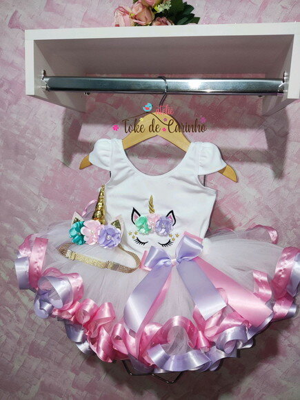 Look Tema unicornio.tamanho 4 ou 6.