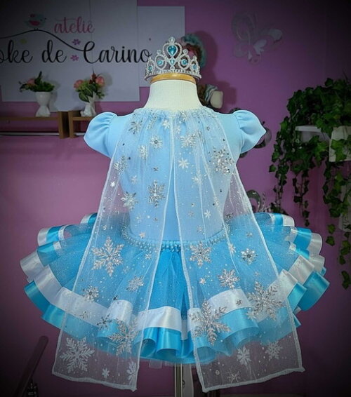 Look/fantasia elsa Frozen . Tamanho 7 até 10 Anos.
