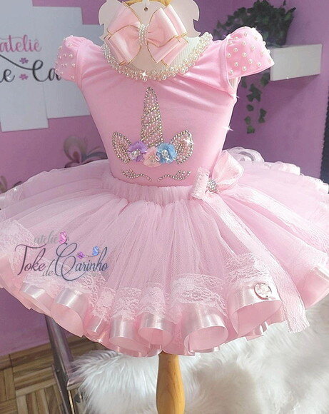 Look/fantasia Luxounicórnio. Tamanho 4 ou 6 Anos.