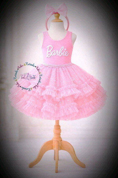 Look/fantasia Tema barbie Luxo. Tamanho 3 até 6.