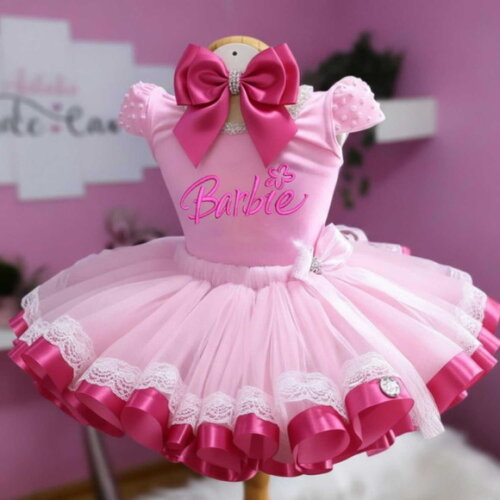 Look/fantasia Tema "barbie". Tamanho 3 até 6.