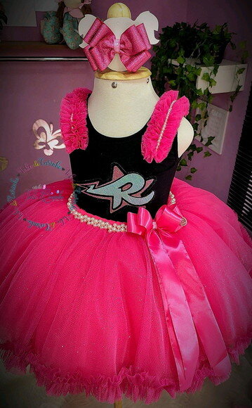 Look/fantasia Tema emilly Vick. Tamanho 3 até 6 Anos.