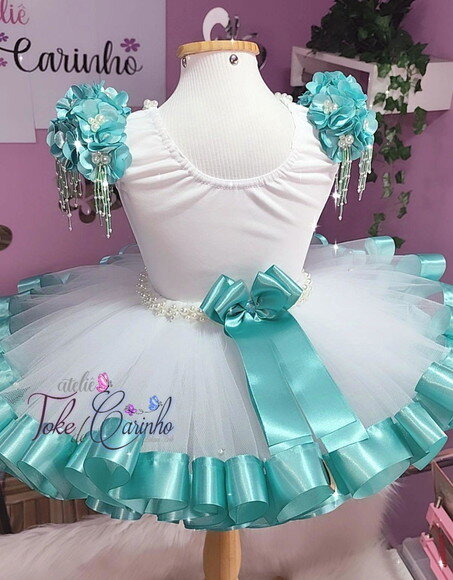 Look/figurino Bailarina/daminha. Tamanho 4 ou 6 Anos.