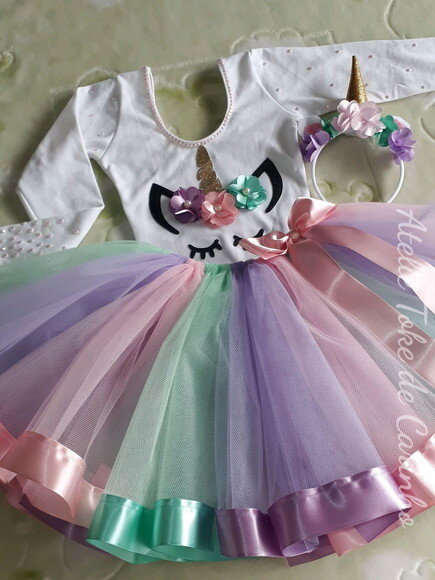 Roupa de Festa unicórnio. Tamanho 4 ou 6 Anos