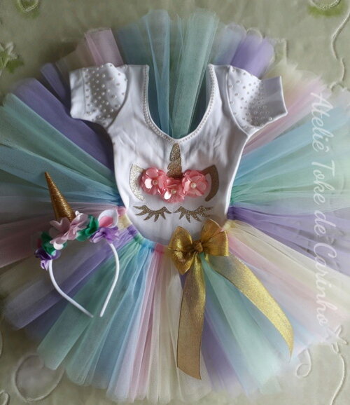 Roupa de festa tema "Unicórnio". Tamanho 4 ou 6 anos.