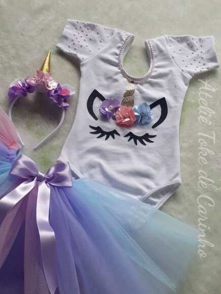 Roupa de Festa Tema unicórnio. Tamanho 4 ou 6 Anos.