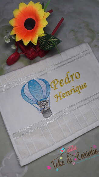 Toalhinha Escolar Personalizada Bordada.