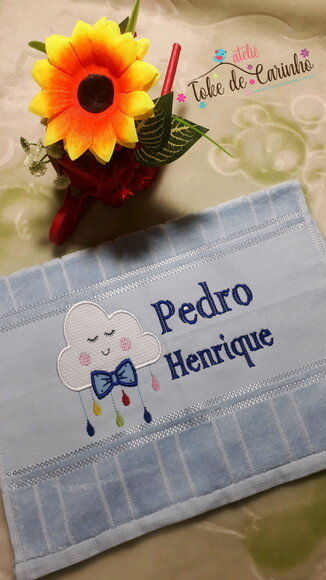 Toalhinha Personalizada Bordada.