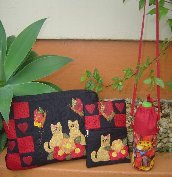 Capa para notebook e porta garrafa