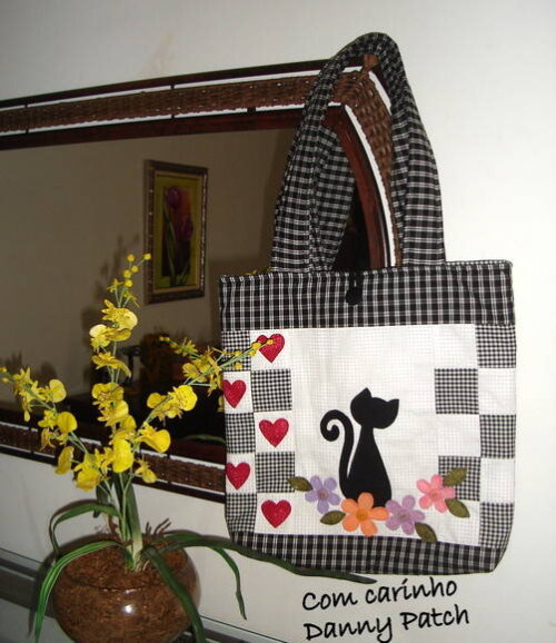 Bolsa Gato no Jardim