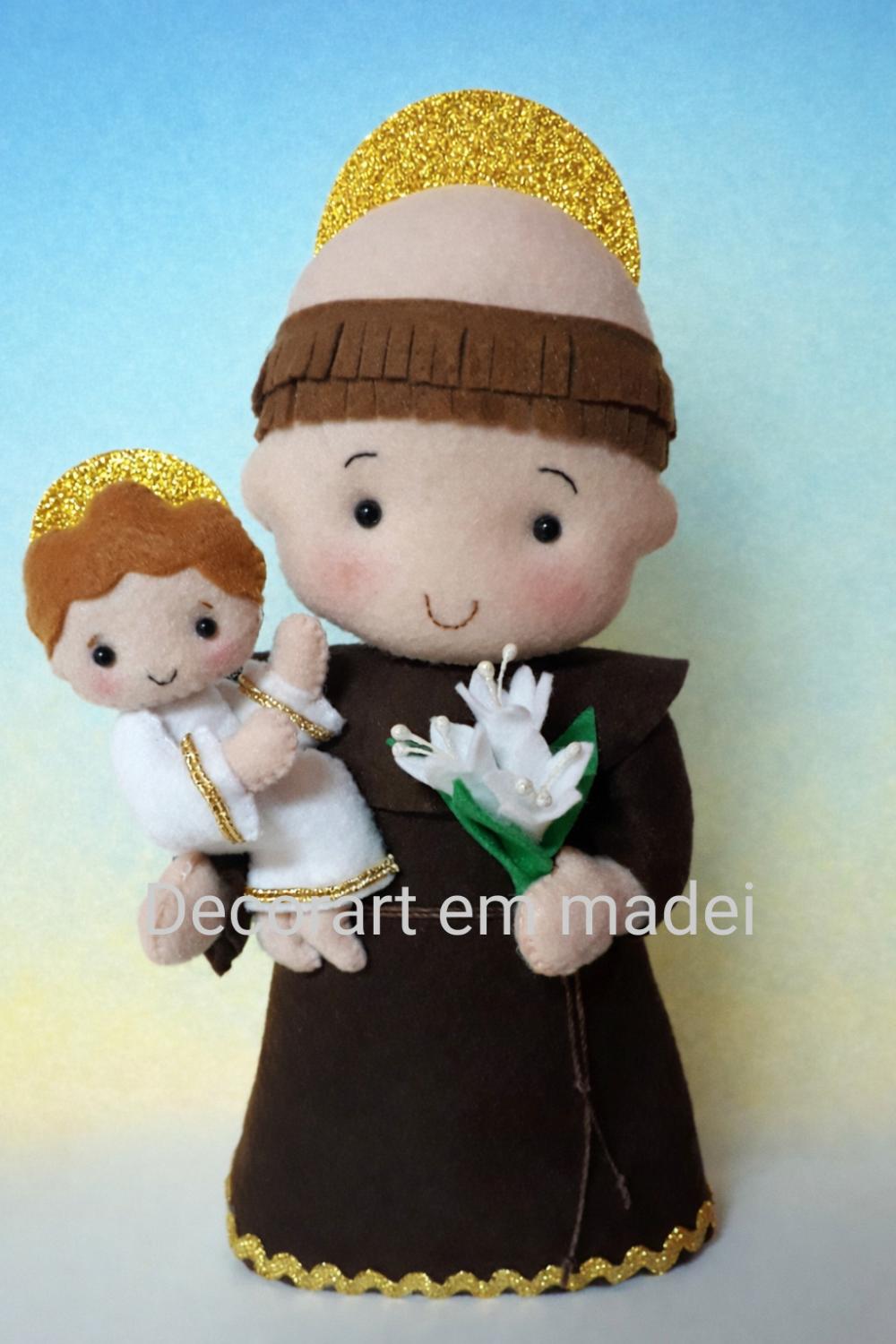 Santo Antônio boneco decoração em feltro
