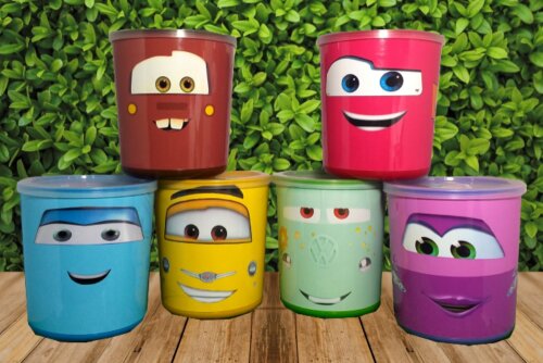 Kit 10 Latas Carros Disney personalizada tipo ninho