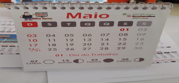 150 calendário de mesa com espiral 20X15 cm. 7 folhas meses