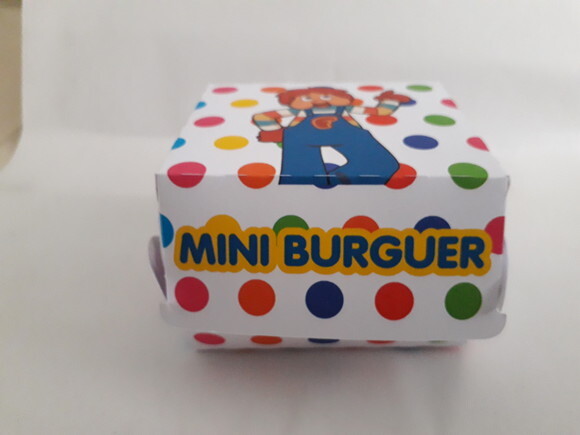 50 Caixa mini burguer e 50 caixa batata, em qualquer tema.