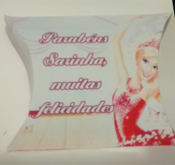 Caixinha tipo travesseiro média.