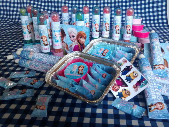 kit personalizados 30 peças