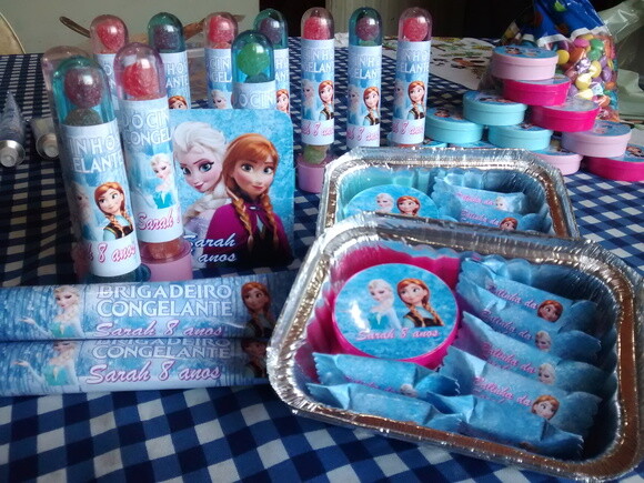kit personalizados 30 peças