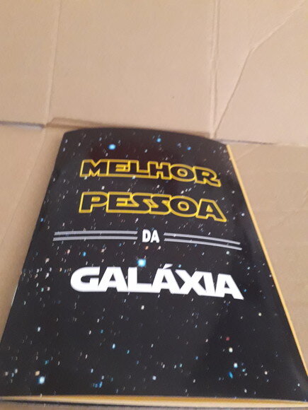 Álbum com figurinhas qualquer tema sem caixa.