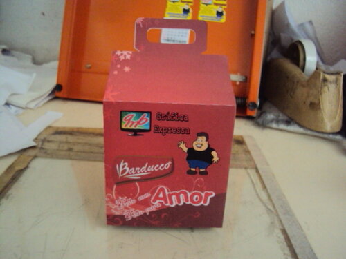 arquivo de corte caixa mini panetone com visor