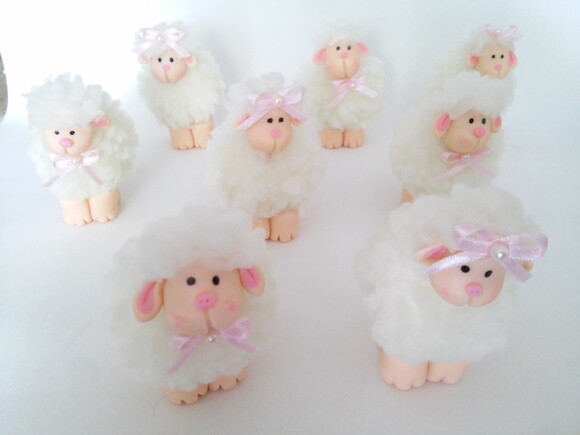 Kit 8 Lembracinhas Personalizada - Ovelhinha em Biscuit