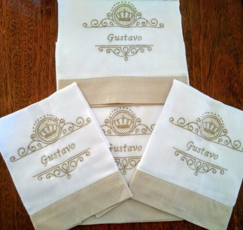 Kit de Fraldas com Bordado Personalizado