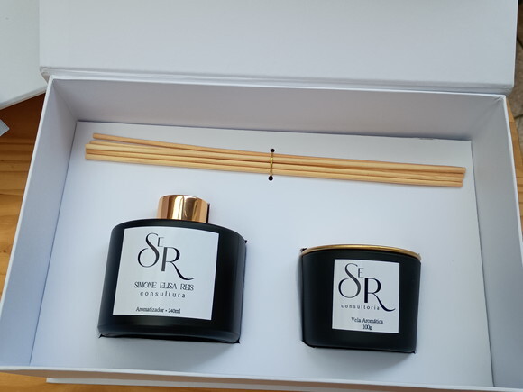 Kit Presente Vela 100g Aromatizador de 240ml na Caixa