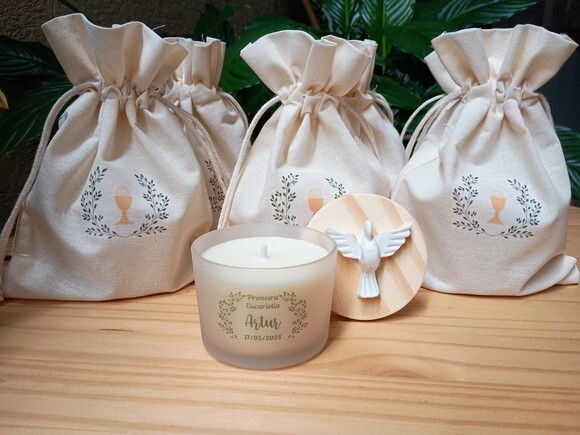 Lembrança Vela Aromática 100g no Vidro Fosco com Pombinha