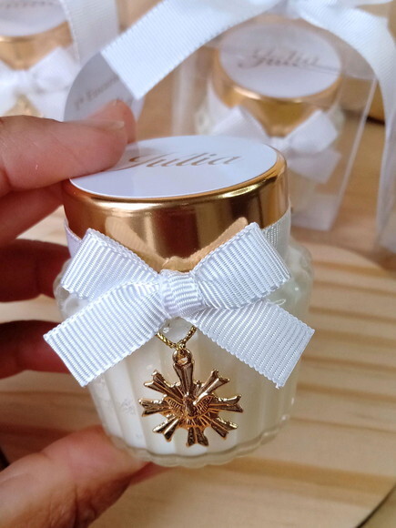 Lembrança Vela Aromática 45g com Pingente e Tampa Metalizada