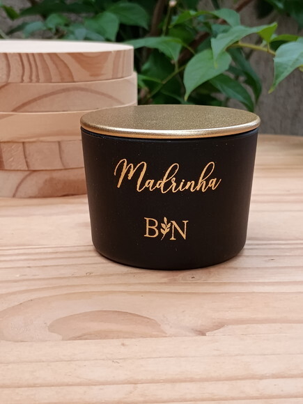 Vela Aromática 100g com Personalização Metalizada e Tampa