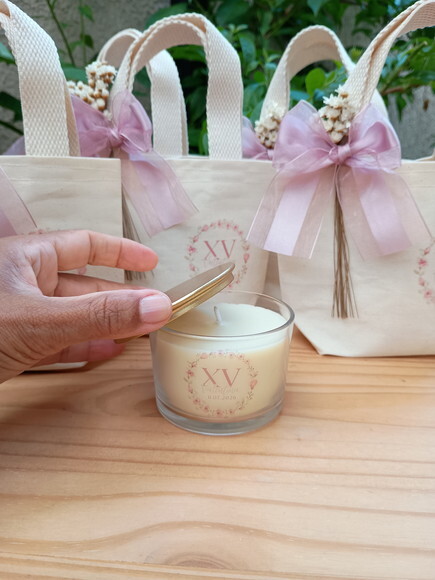 Vela Aromática e Tampa de Metal e Mini Ecobag Personalizada