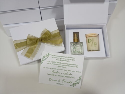 Kit Vela Aromática 60g e Home Spray 50ml na Caixa Convite