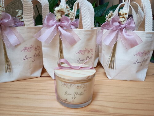 Lembrança Aniversário Vela Aromática 100g com Mini Ecobag