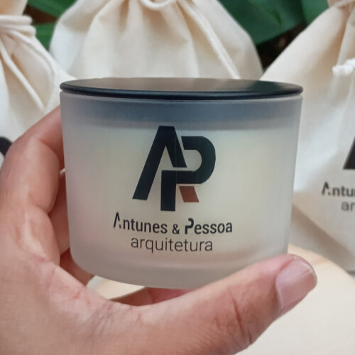 Brinde Vela Aromática 100g Vidro Fosco e Tampa Metal