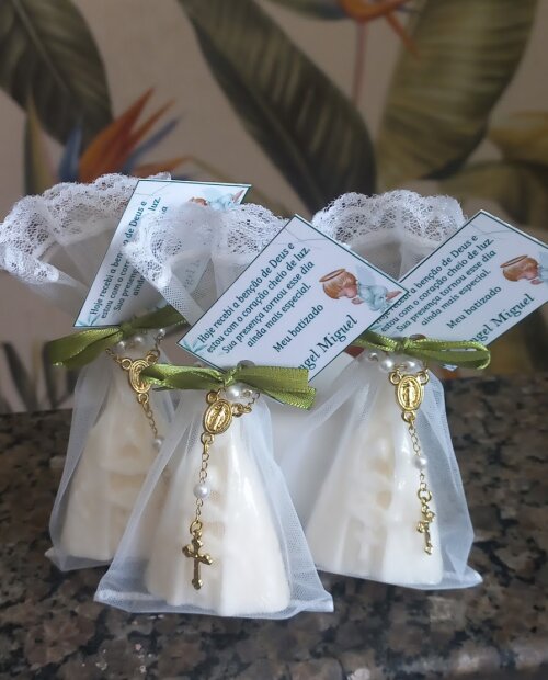 Kit 10 Sabonetes no formato de Nossa Senhora Aparecida