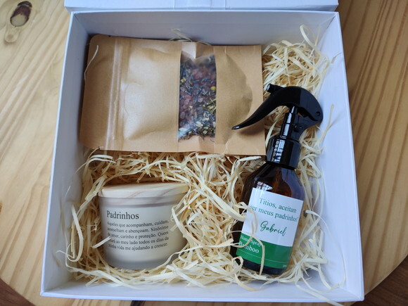 Kit Vela Aromática 100g com Home Spray 100ml Caixa Cartonada