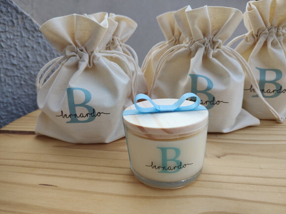 Lembrança Bebê Vela Aromática 100g com Saquinho de Algodão