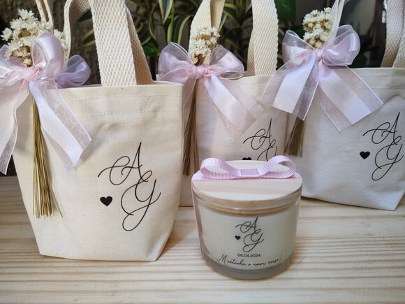 Lembrança Casamento Vela Aromática 100g com Mini Ecobag