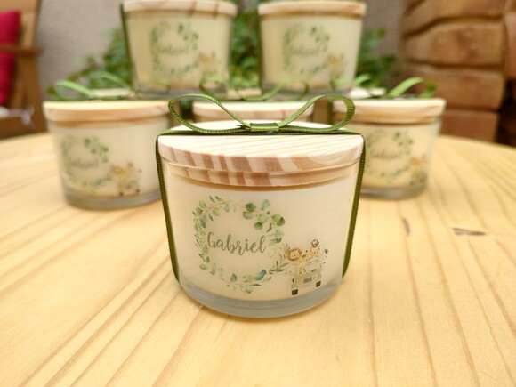 Lembrança Safari Vela Aromática 100g com Tampa de Madeira