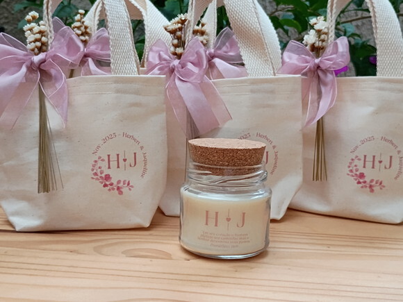 Vela Aromática 100g com Mini Ecobag Personalizada Casamento