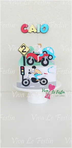 Topo de Bolo Carrinho Moto Quadriciclo em Camada de Papel com Nome e Idade