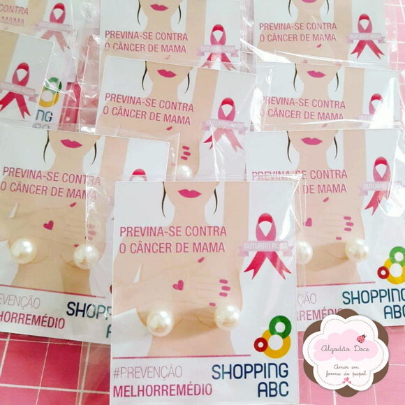 Lembrancinha Outubro Rosa brincos Personalizado