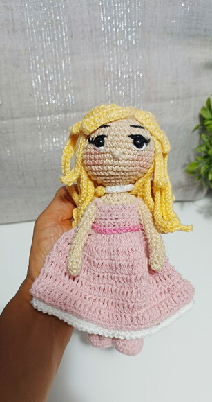 Boneca Barbie em Amigurumi