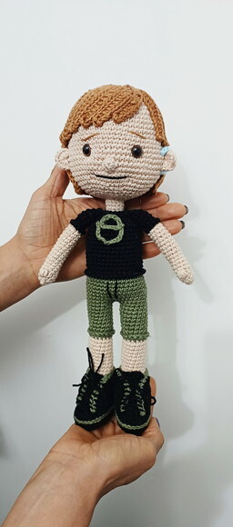 Boneco Personalizado com Aparelho Auditivo